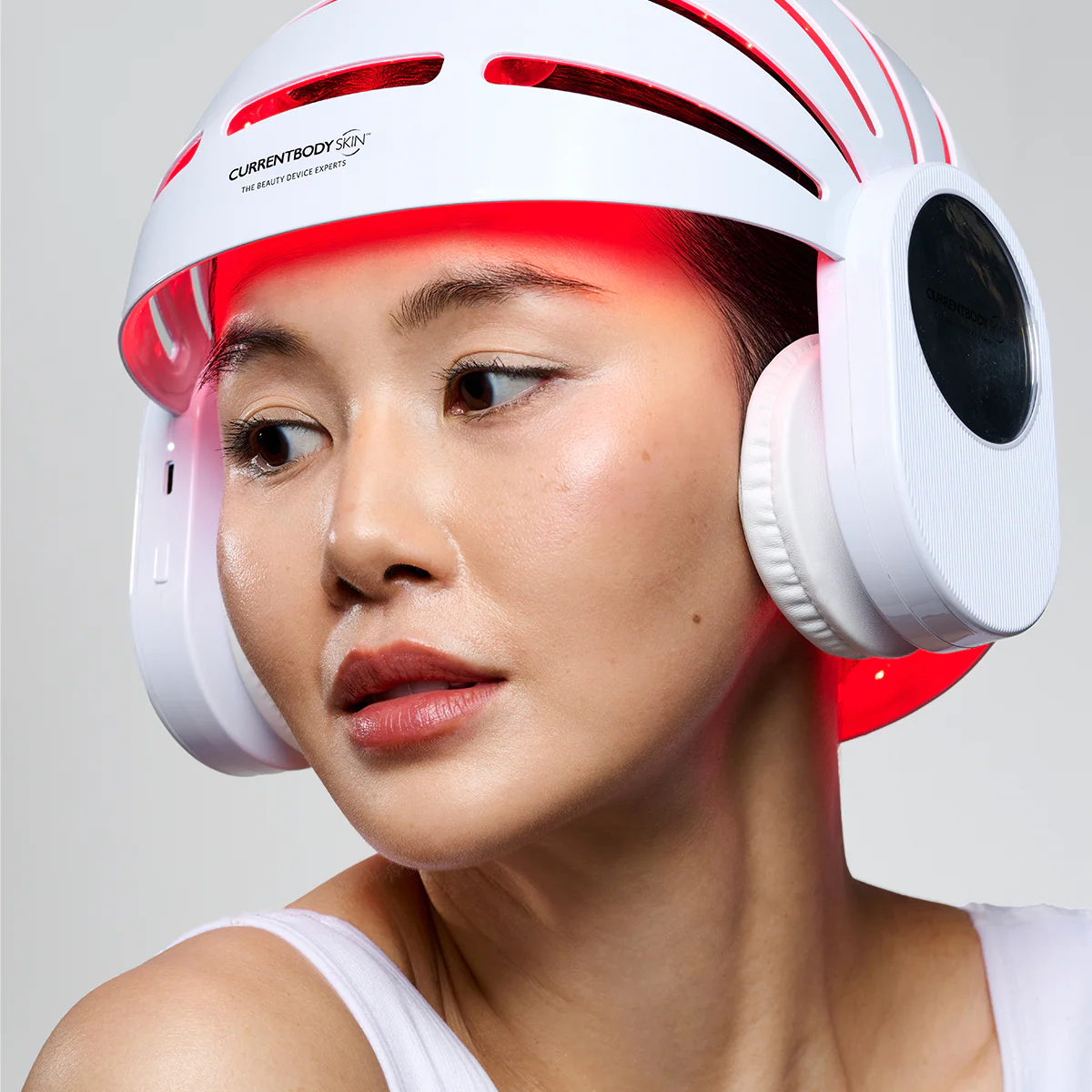 CurrentBody Skin LED Hair Growth Helmet & Hydrogel Face Masks - Exclusive Offer - Image 2