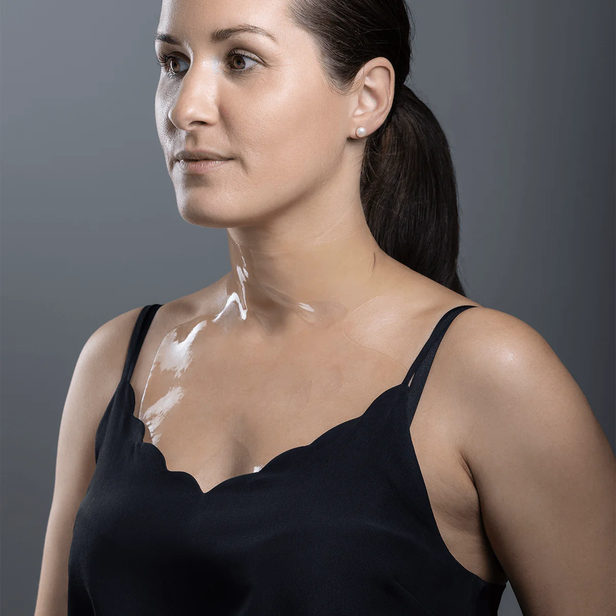 FREE 5 x CurrentBody Skin Hydrogel Décolletage Masks - Image 3